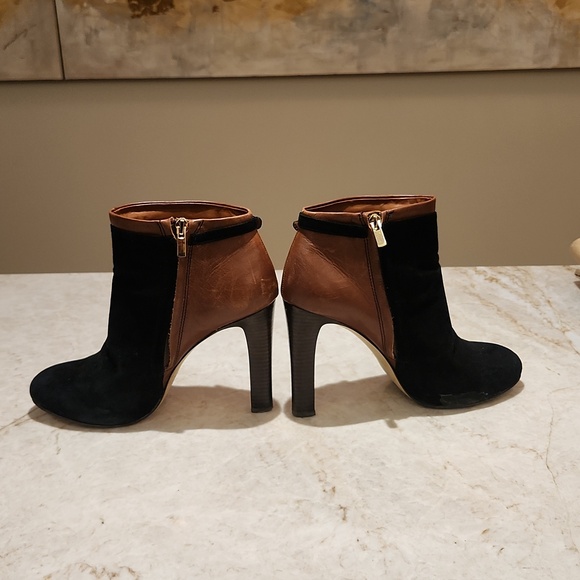 Banana Republic Heeled Booties - Picture 4 of 8
